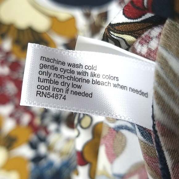 The Limited cami, size M - Picture 4 of 6